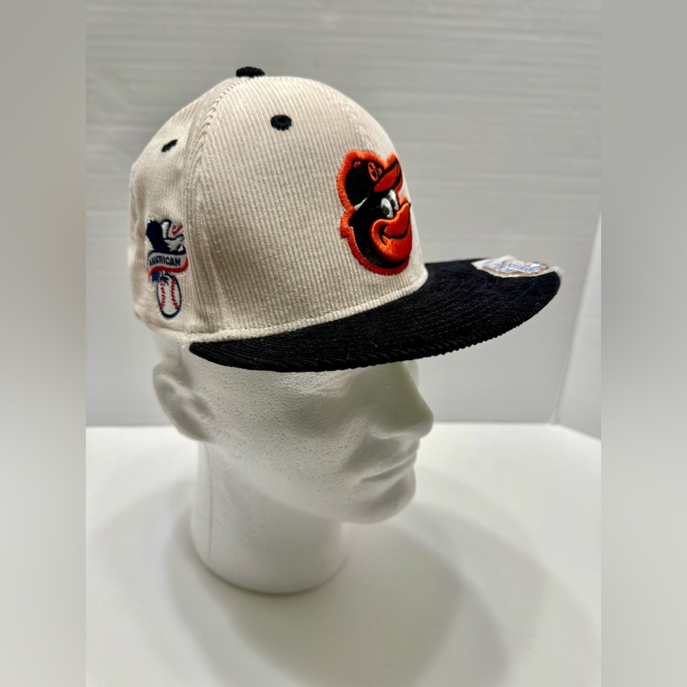New Era Baltimore Orioles 59Fifty Corduroy Hat Cream 1983 World Series Pin NWTA6 - Picture 2 of 9